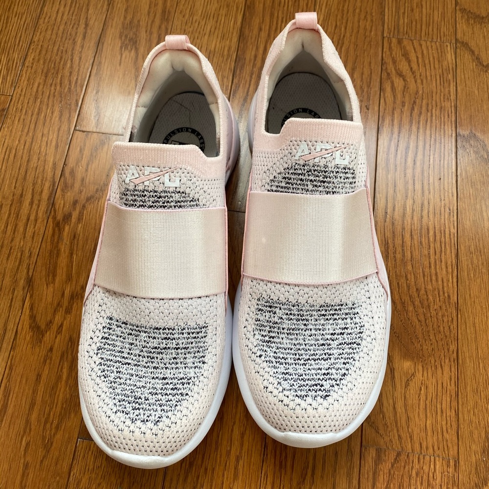 APL Tech Loom Bliss sneakers. Barely worn. 6.5